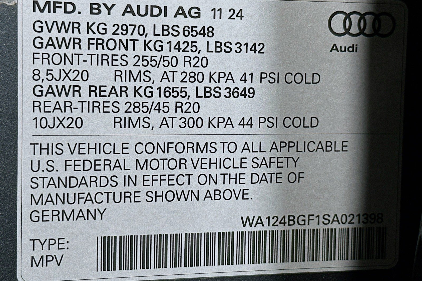 Used 2025 Audi Q6 e-tron Premium Plus w/ Premium Plus image 24