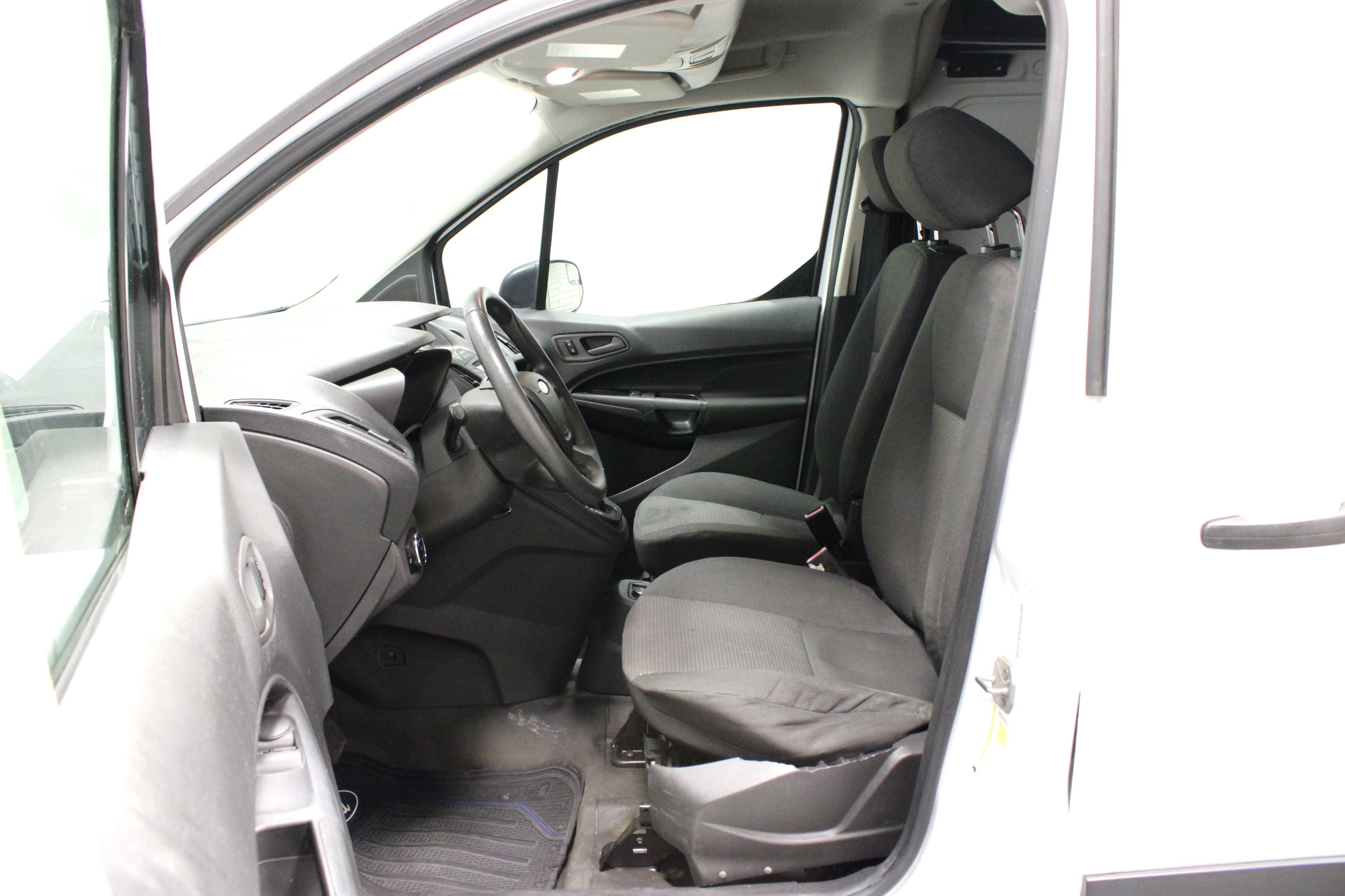 Used 2015 Ford Transit Connect XL FWD image 17