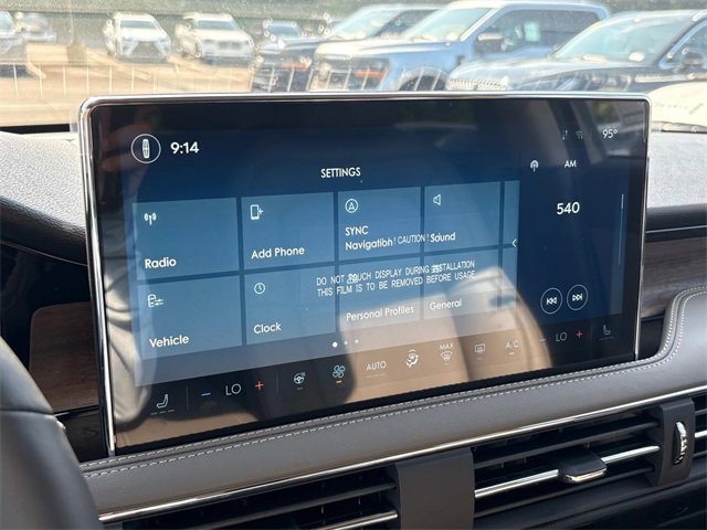 New 2025 Lincoln Corsair Reserve w/ Jet Appearance Package image 29