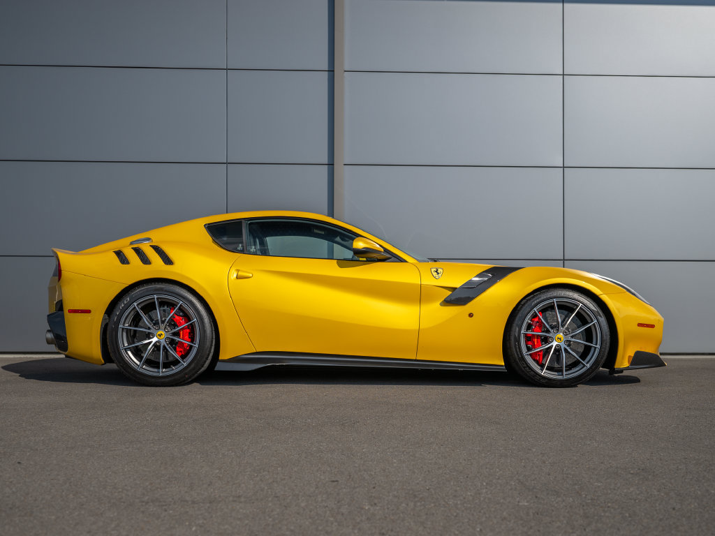 Used 2017 Ferrari F12tdf RWD image 5