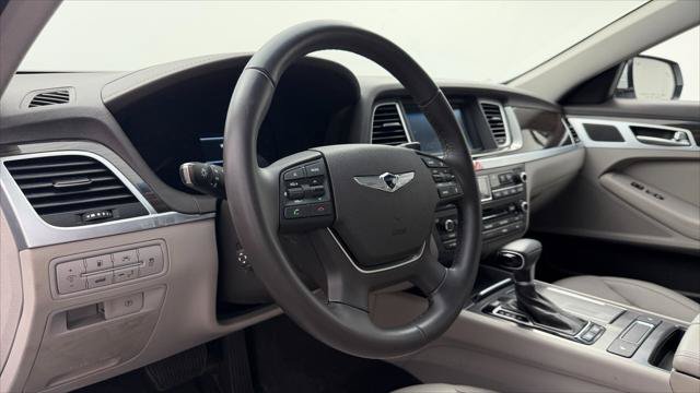 Used 2018 Genesis G80 3.8 RWD image 24