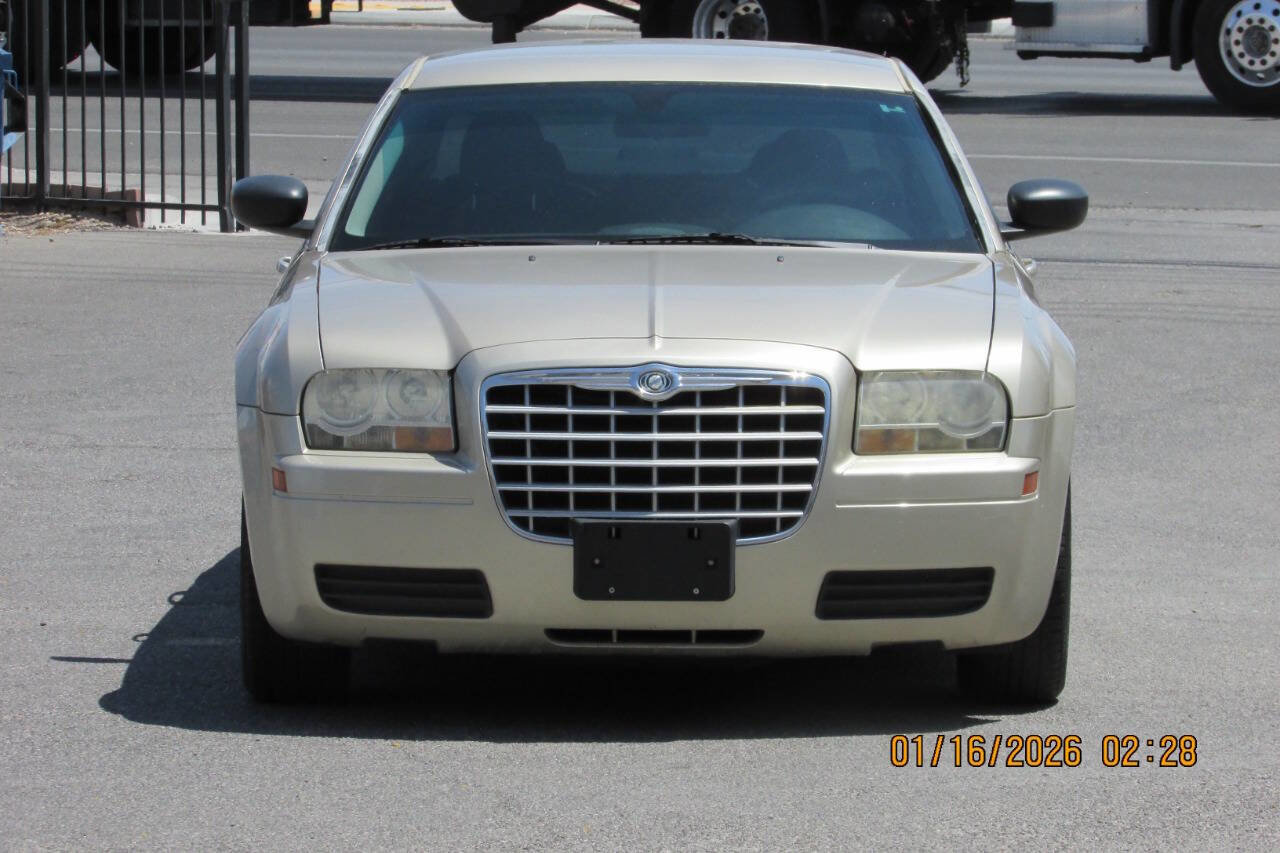 Used 2006 Chrysler 300 w/ Sound Group