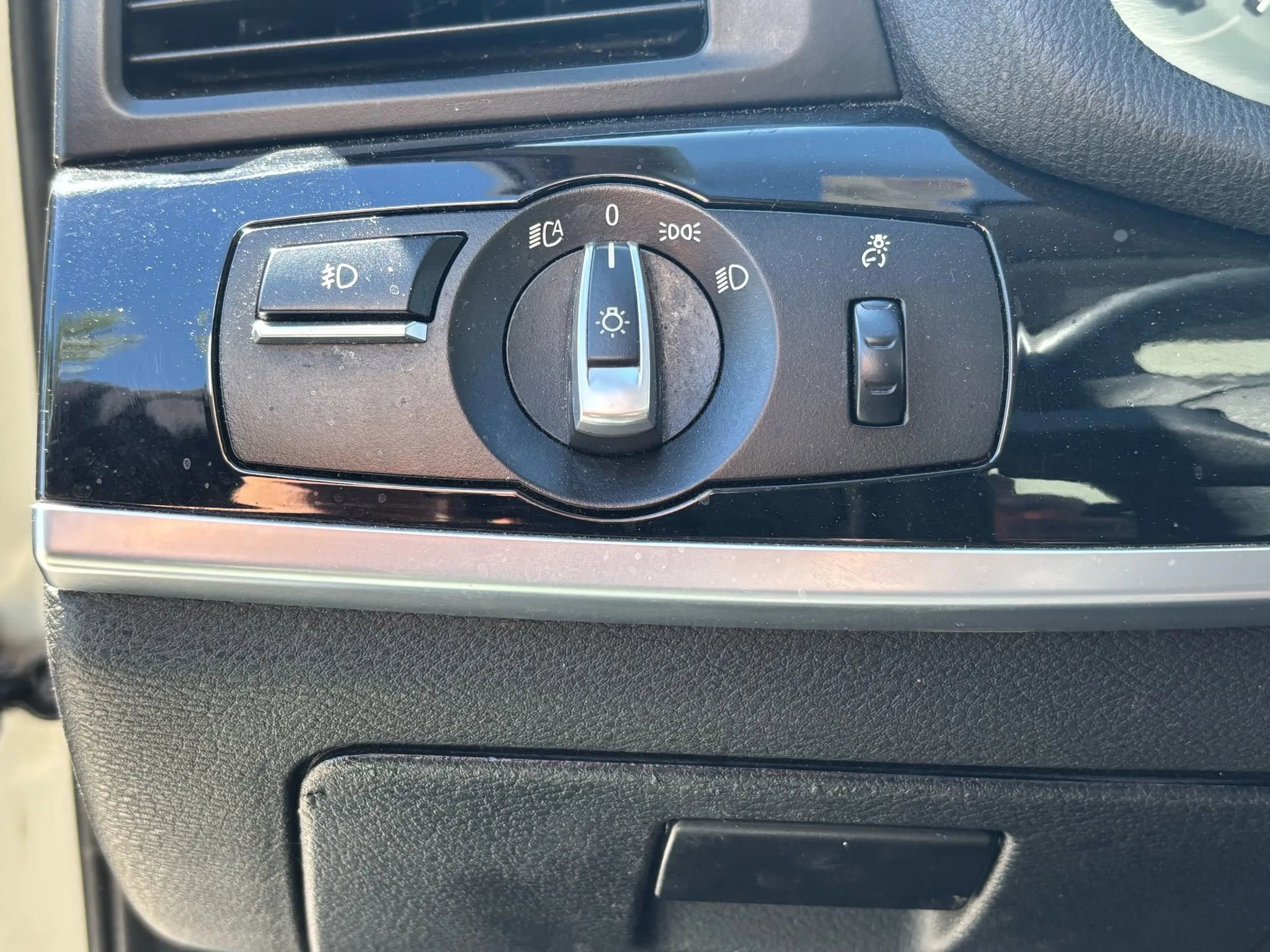 Used 2015 BMW X3 xDrive28i image 32