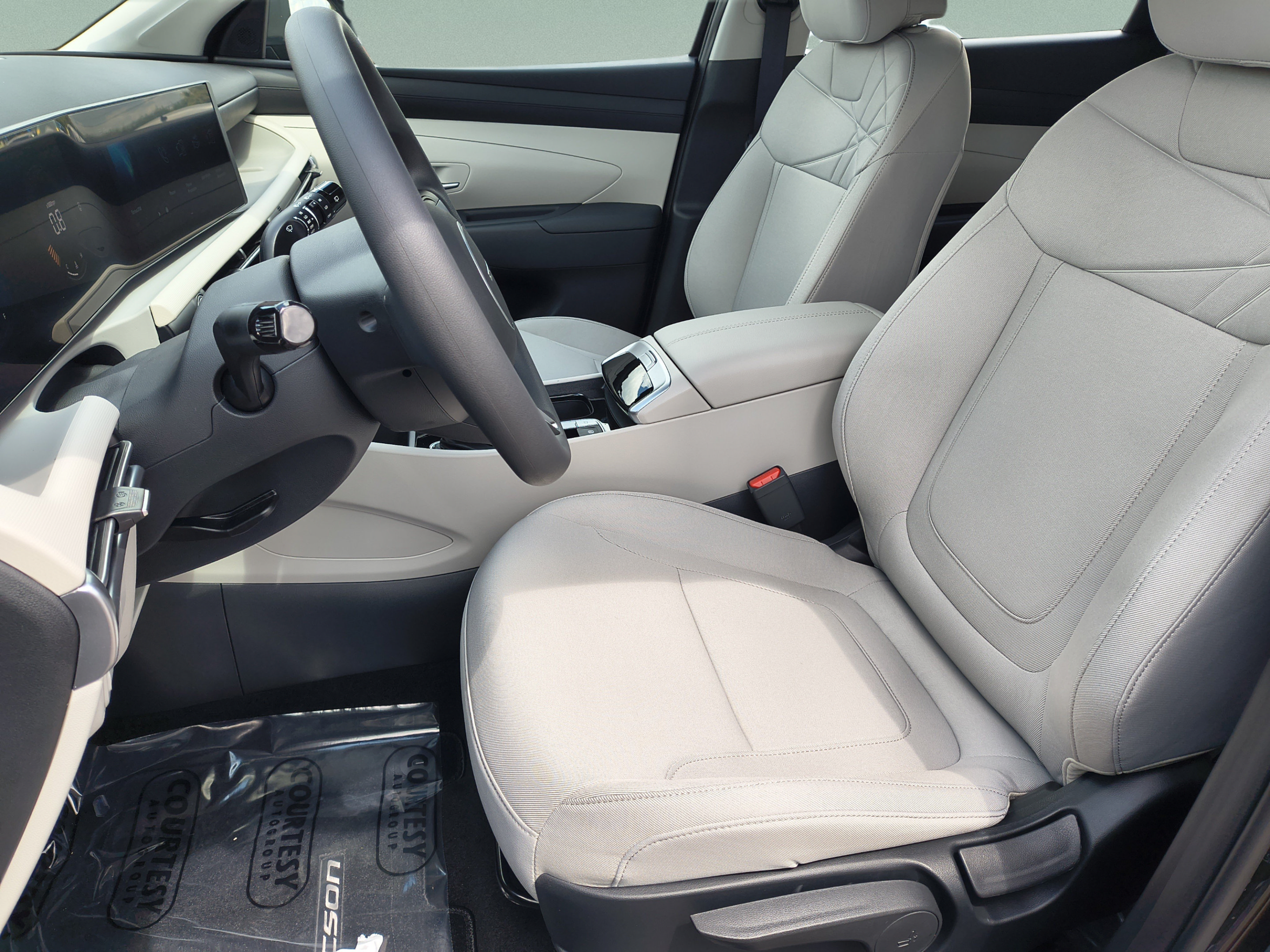 New 2026 Hyundai Tucson SE FWD image 18