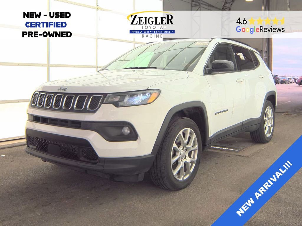 Used 2023 Jeep Compass Latitude AWD/4WD image 1