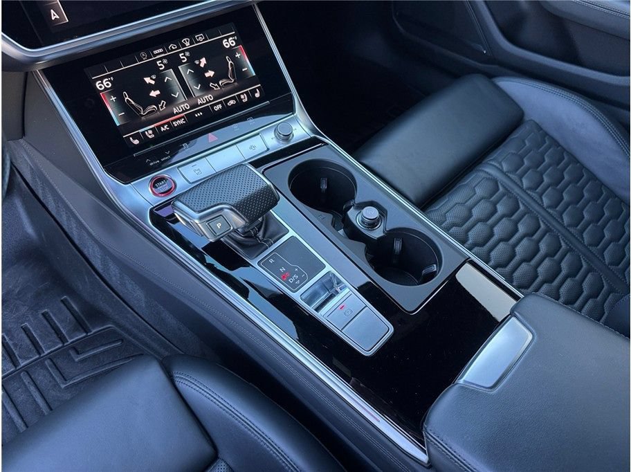 Used 2022 Audi RS 6 AWD/4WD image 35