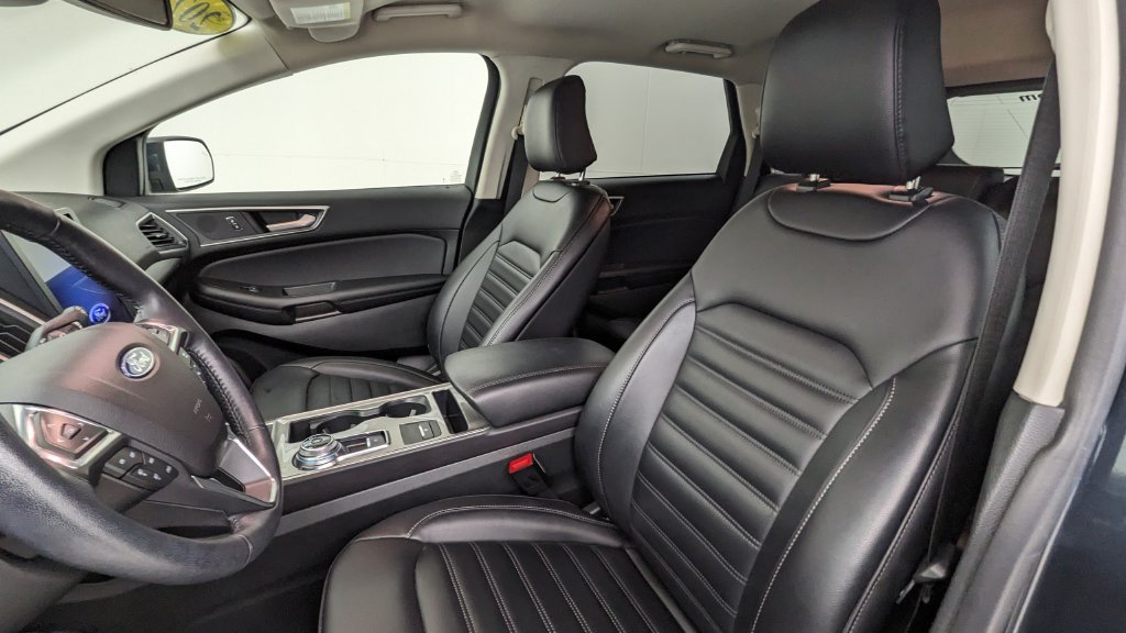 Used 2023 Ford Edge SEL w/ Convenience Package AWD/4WD image 2