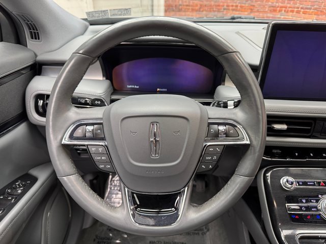 Used 2022 Lincoln Nautilus Reserve image 14