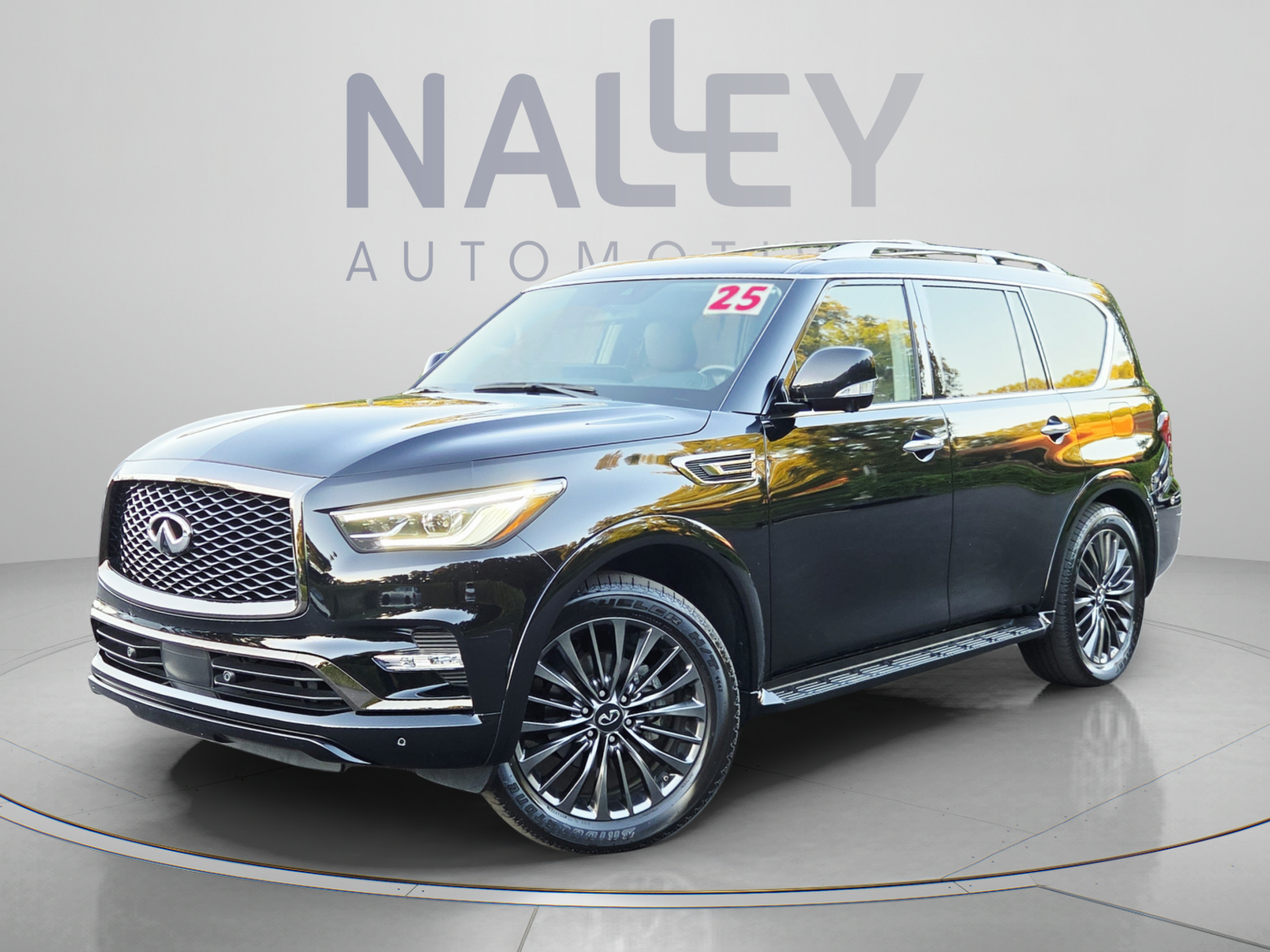 Used 2023 INFINITI QX80 4WD image 1