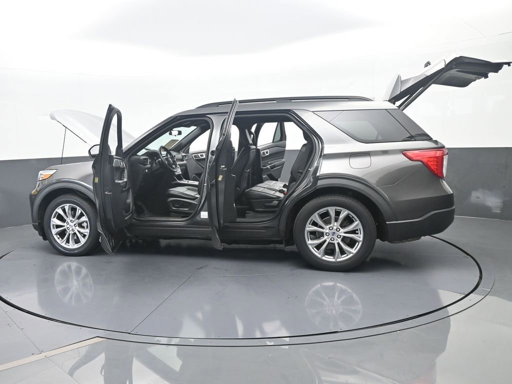 Used 2020 Ford Explorer XLT w/ Equipment Group 202A image 81