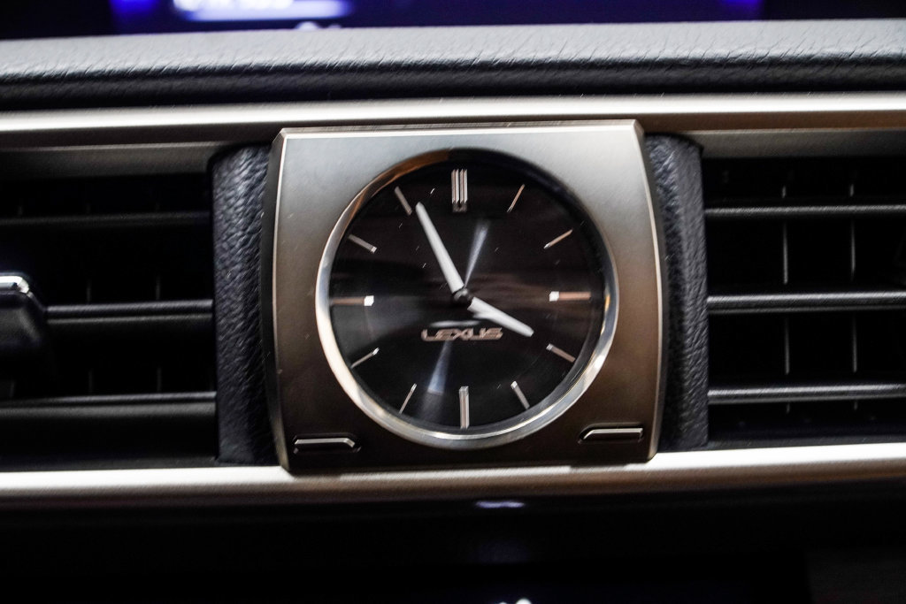 Used 2020 Lexus IS 300 AWD w/ Premium Package image 29