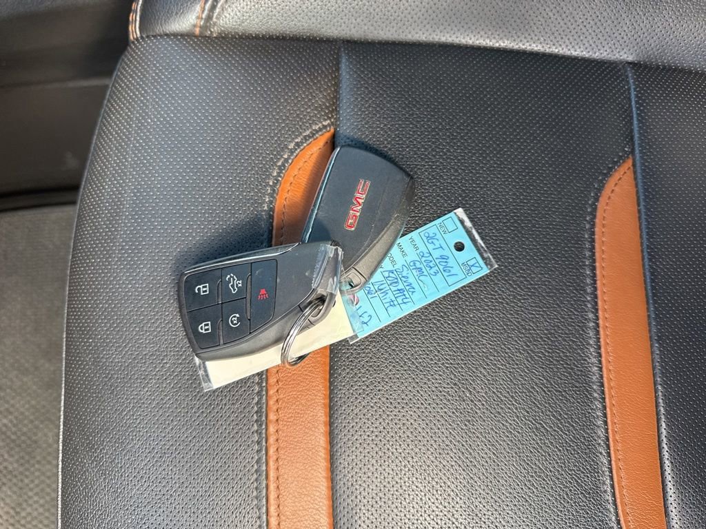 Used 2023 GMC Sierra 1500 AT4 w/ AT4 Premium Package image 38