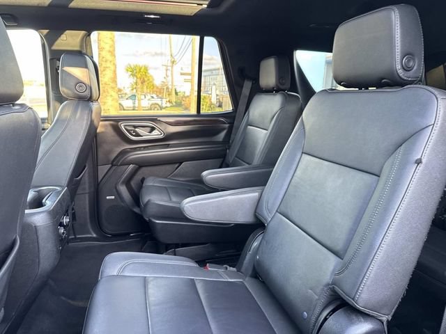 Used 2022 Chevrolet Tahoe Z71 w/ Luxury Package AWD/4WD image 22