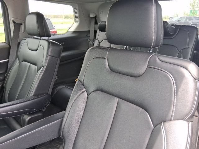 Used 2021 Jeep Grand Cherokee L Limited AWD/4WD image 11