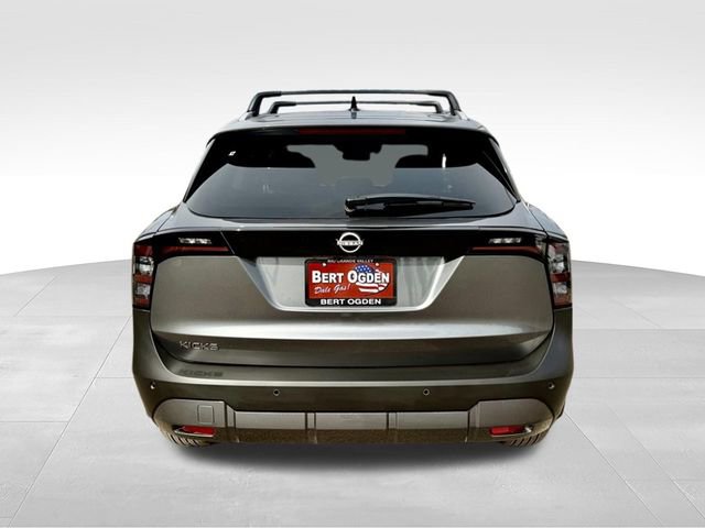 New 2026 Nissan Kicks SV w/ SV Premium Package FWD image 6