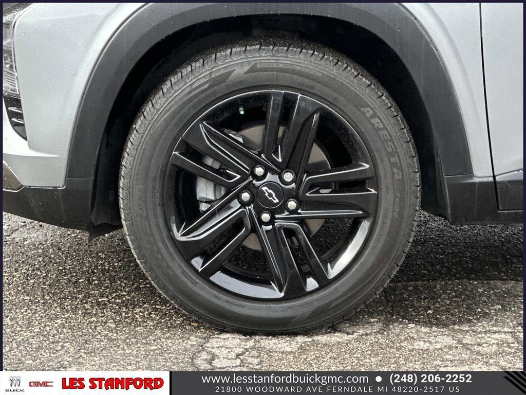 Used 2024 Chevrolet Trax ACTIV w/ Sunroof Package image 10