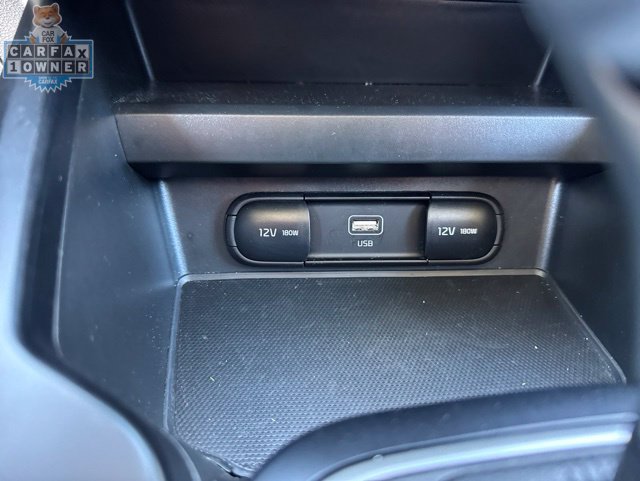 Used 2025 Kia Soul LX w/ LX Technology Package FWD image 31