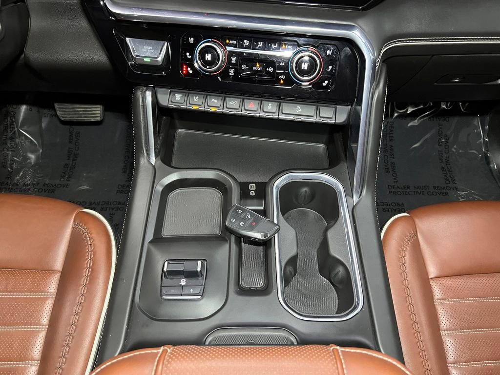 Used 2024 GMC Sierra 3500 Denali Ultimate image 14