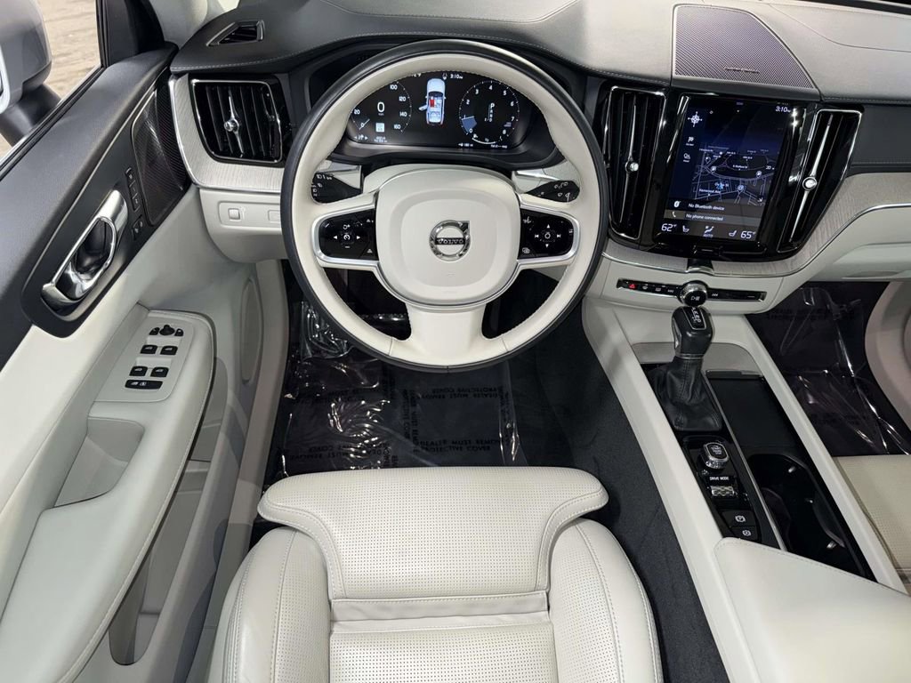 Used 2021 Volvo XC60 T6 Inscription AWD/4WD image 4