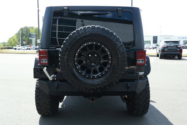 Used 2016 Jeep Wrangler Sport image 8