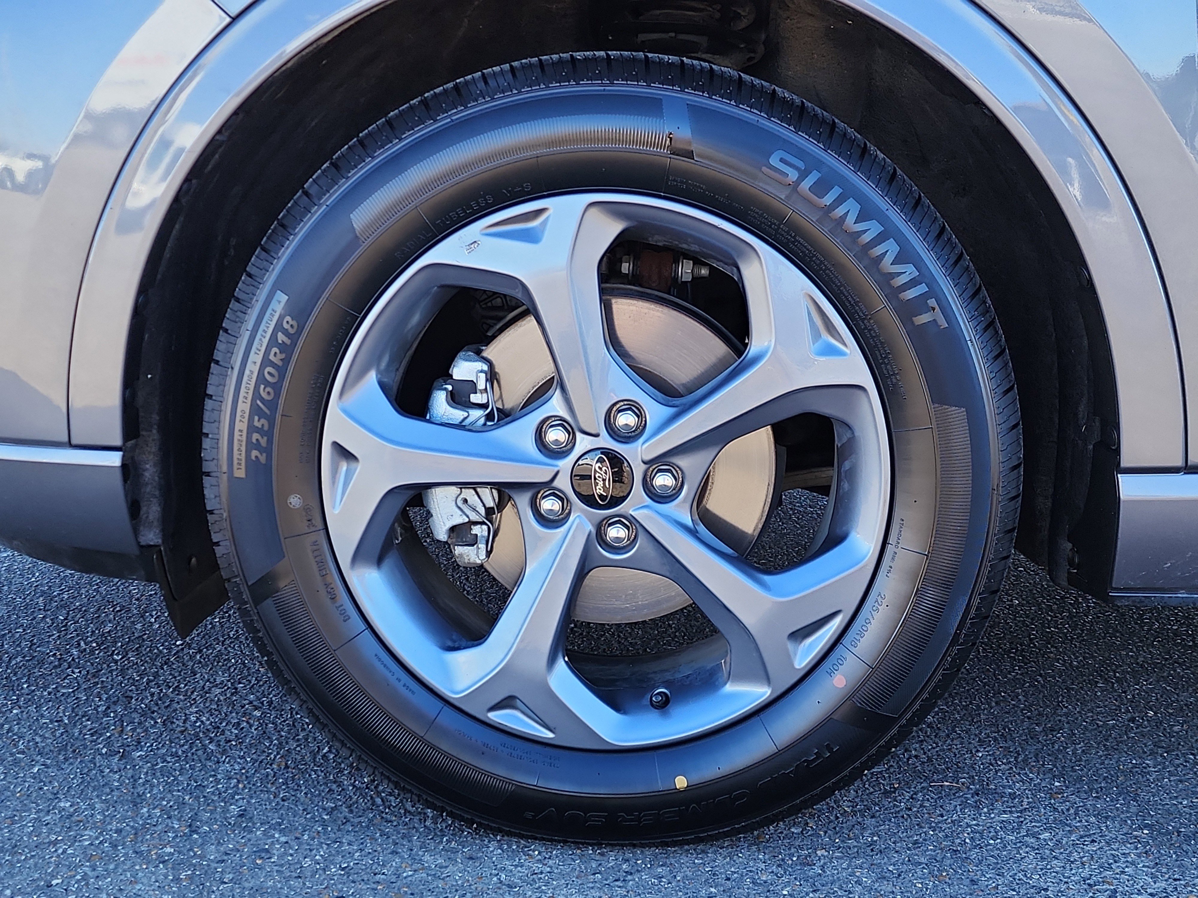 Certified 2024 Ford Escape ST-Line image 9