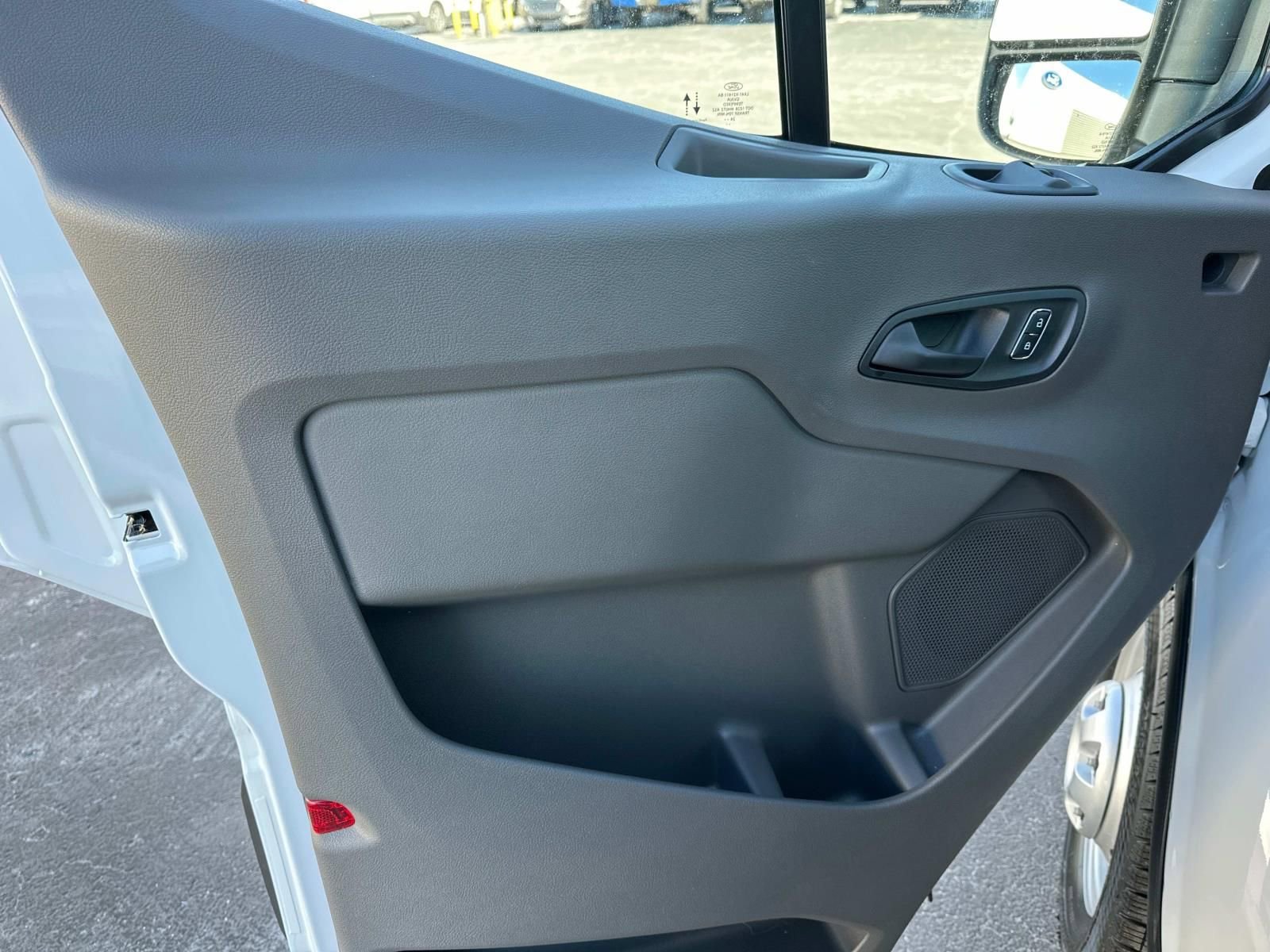 New 2024 Ford Transit 350 148 Medium Roof image 17