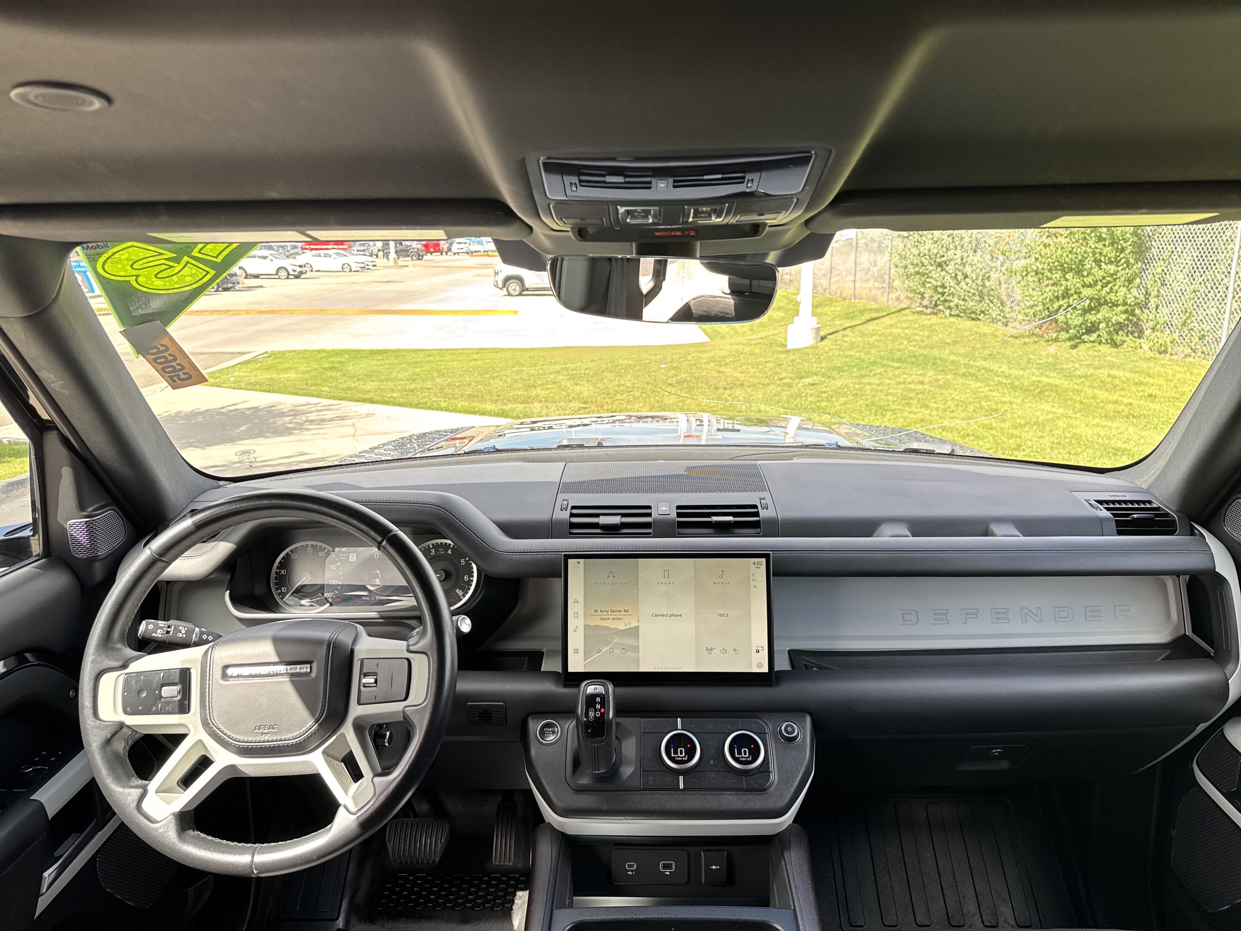 Used 2023 Land Rover Defender 110 X-Dynamic SE AWD/4WD image 19