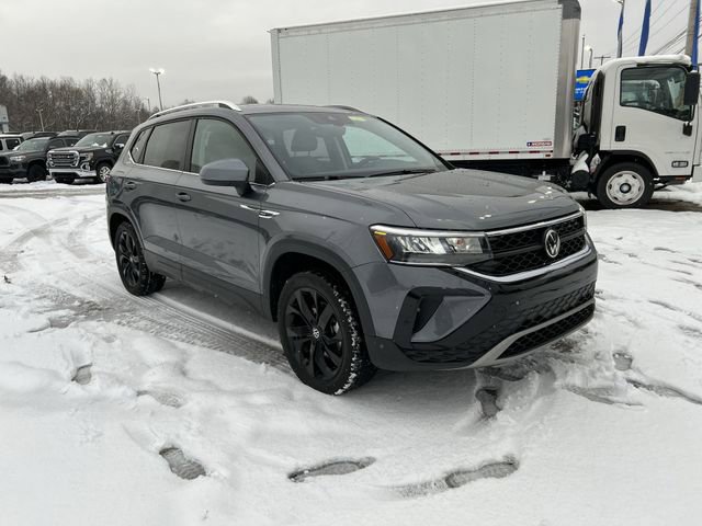 Used 2022 Volkswagen Taos SE image 11