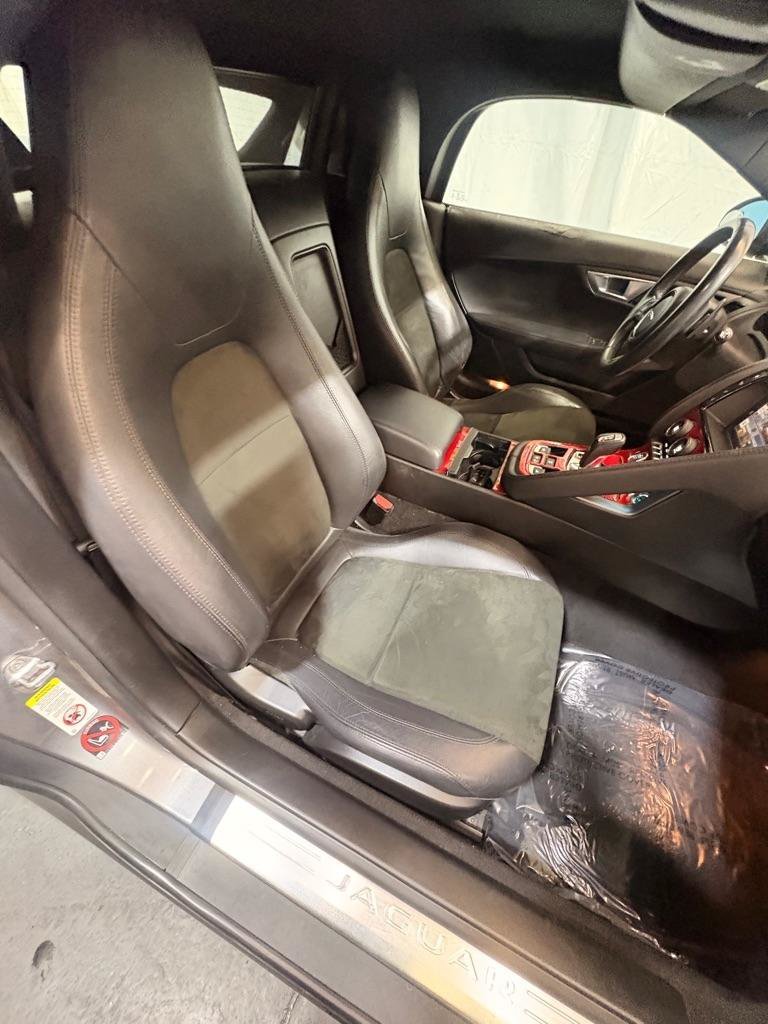 Used 2017 Jaguar F-TYPE Convertible RWD image 29