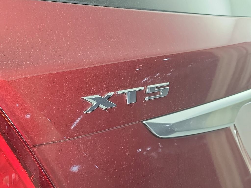 Used 2019 Cadillac XT5 Luxury image 6