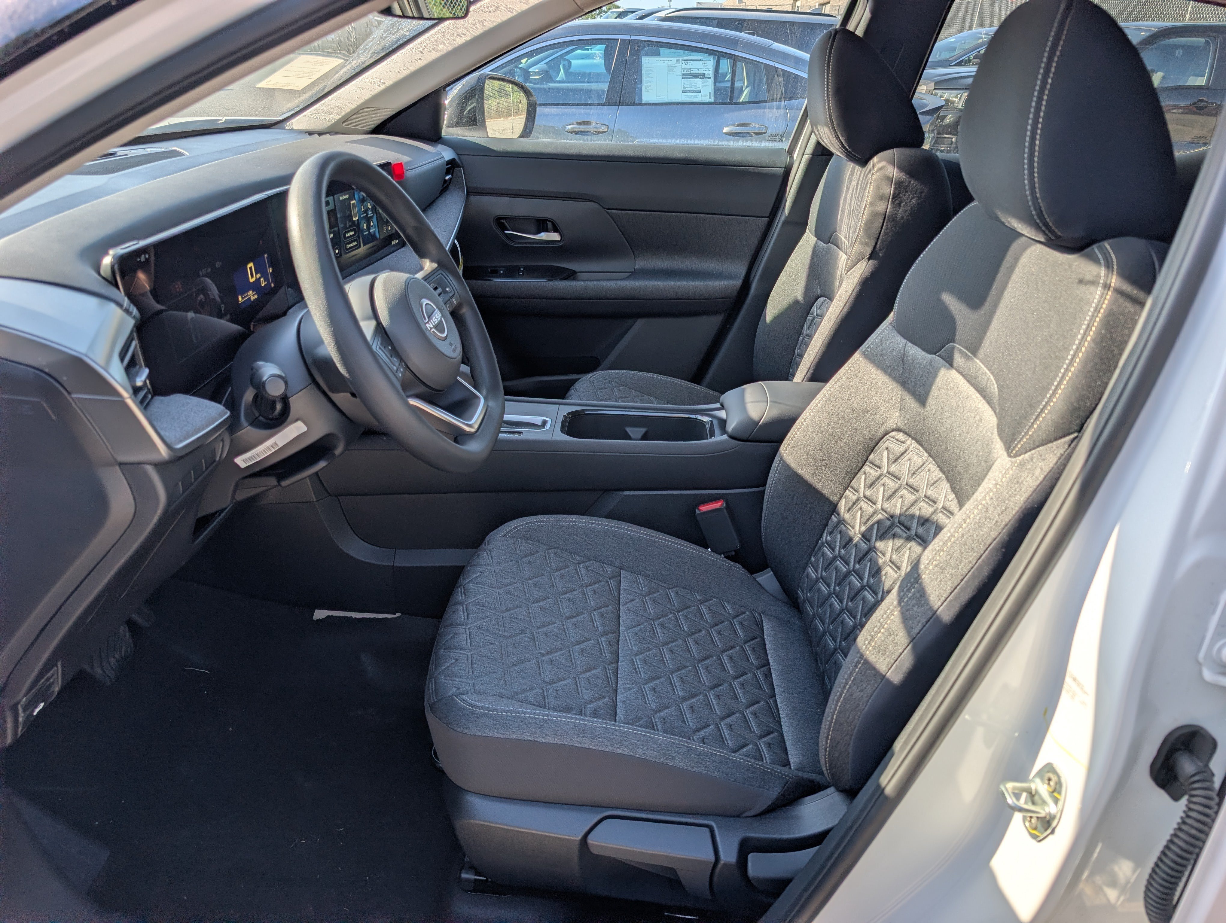 New 2027 Nissan Kicks SV w/ SV Premium Package AWD/4WD image 11