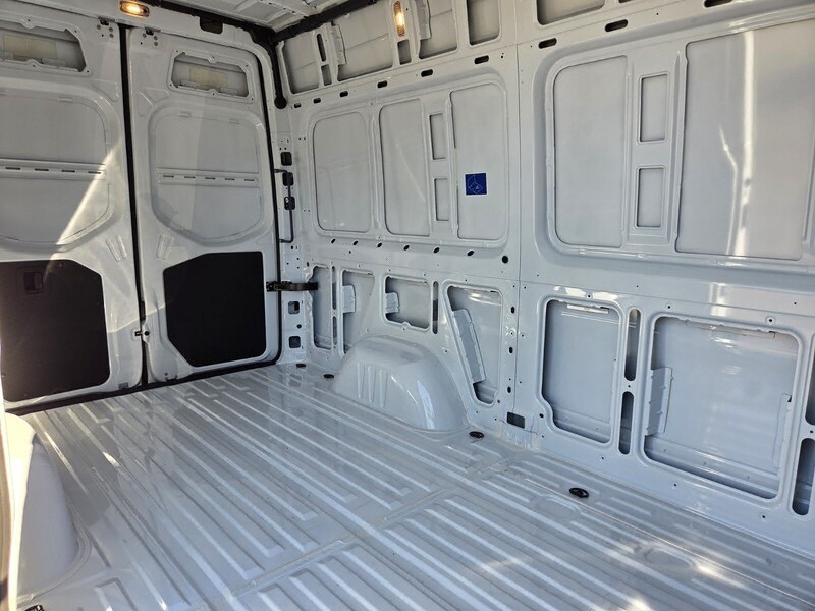 New 2025 Mercedes-Benz Sprinter 2500 image 14