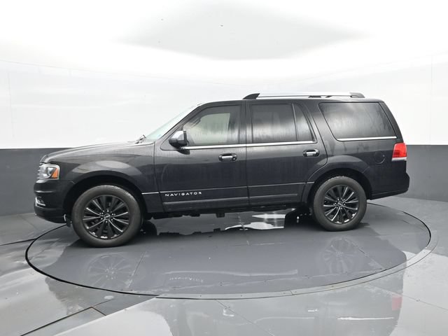 Used 2015 Lincoln Navigator 2WD image 5