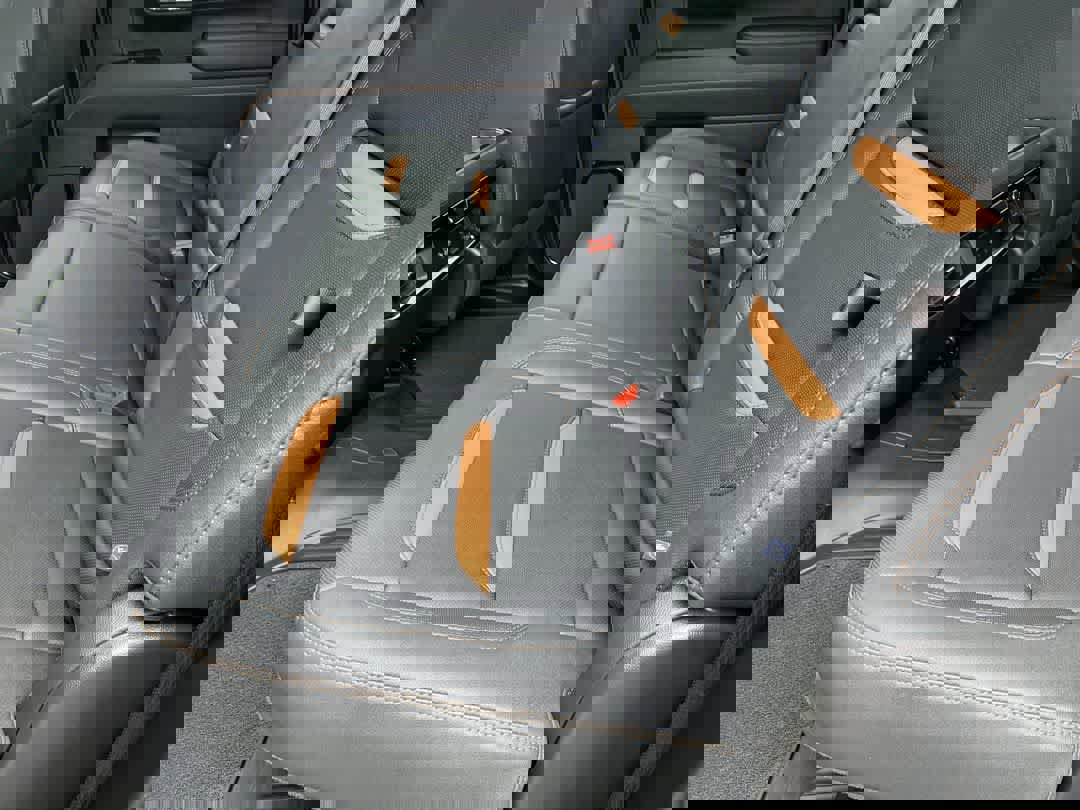 Used 2025 GMC Sierra 1500 AT4 w/ AT4 Premium Package image 22