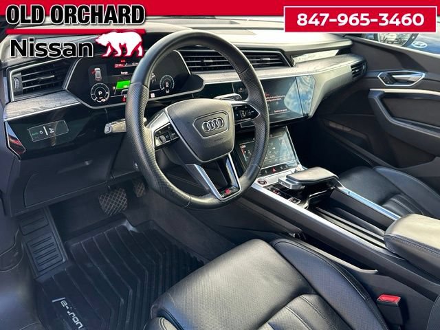 Used 2022 Audi e-tron S Premium Plus AWD/4WD image 15