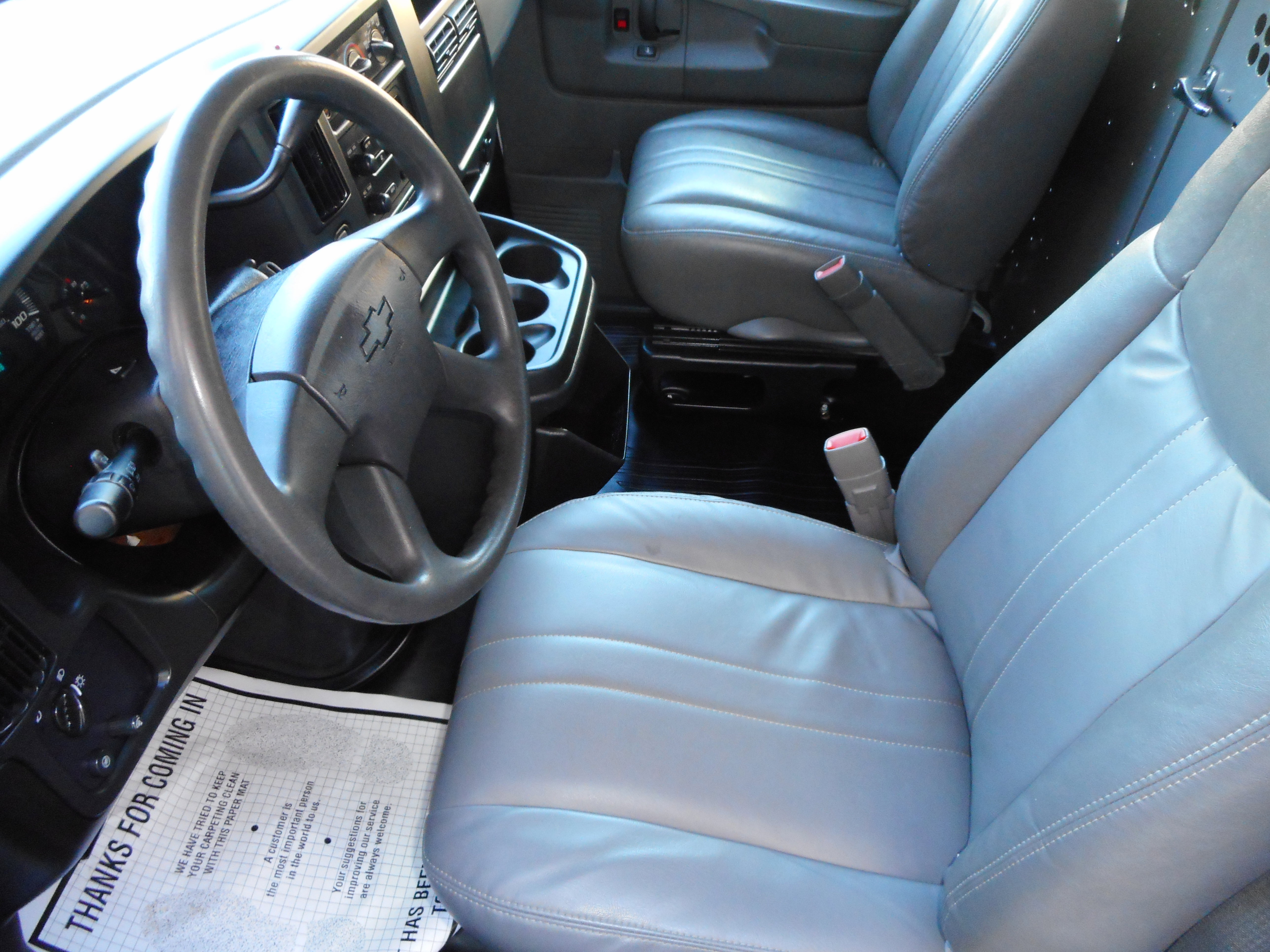 Used 2006 Chevrolet Express 2500 w/ Power and Light Package image 11