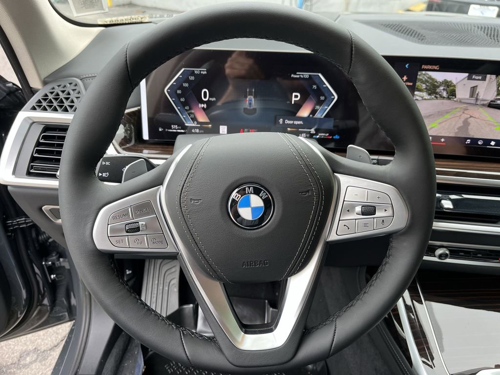Used 2026 BMW X7 xDrive40i w/ Premium Package image 14