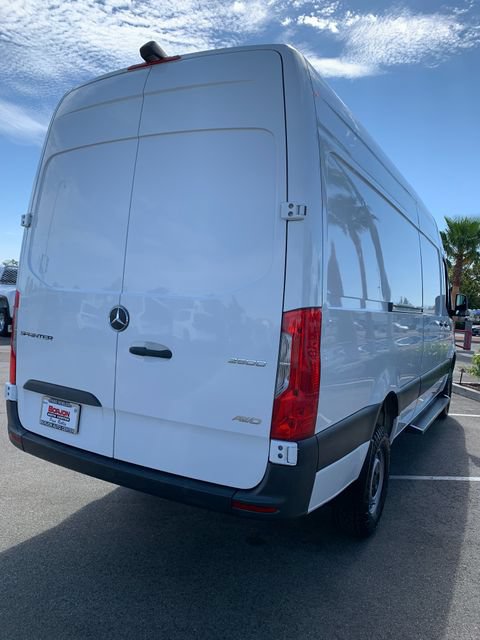 Used 2023 Mercedes-Benz Sprinter 2500 image 10