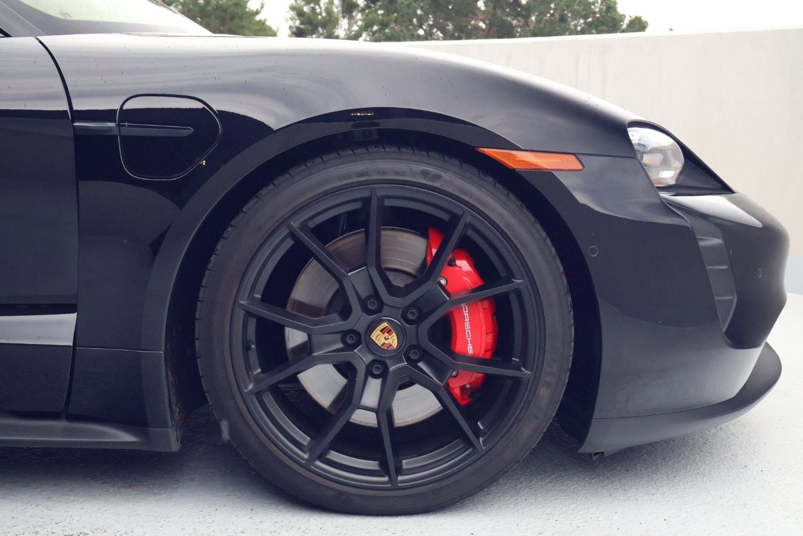 Certified 2024 Porsche Taycan GTS image 10