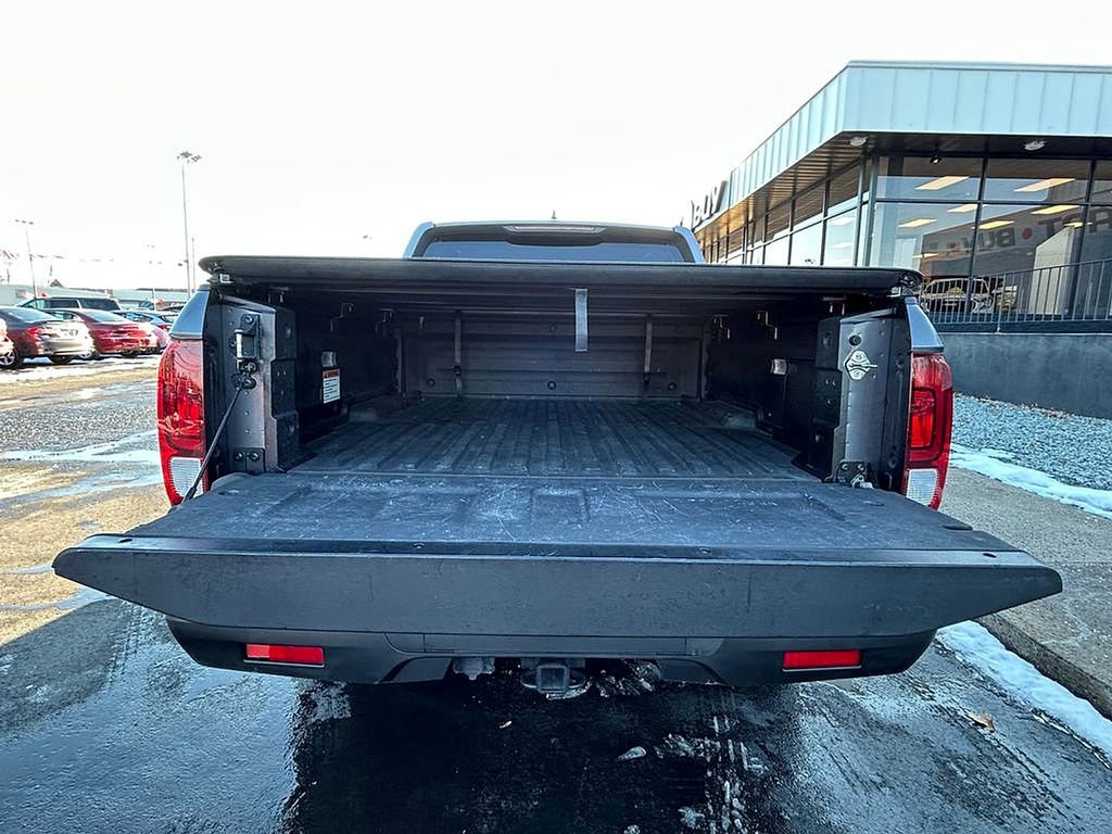 Used 2020 Honda Ridgeline Sport image 12