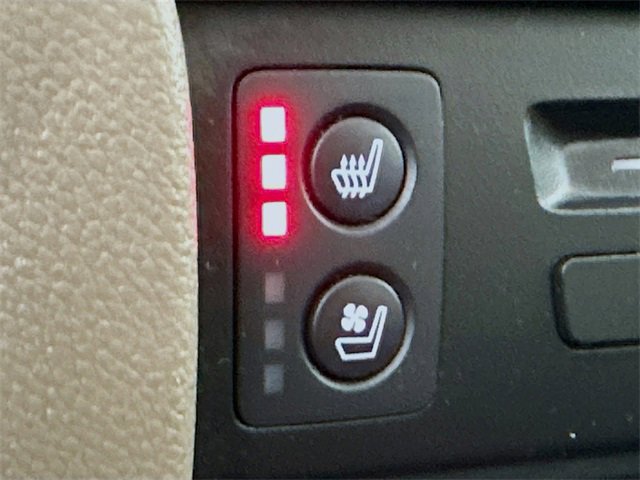 Certified 2021 Honda Pilot Elite image 14