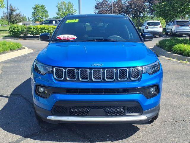 Certified 2023 Jeep Compass Limited w/ Sun and Sound Group AWD/4WD image 2
