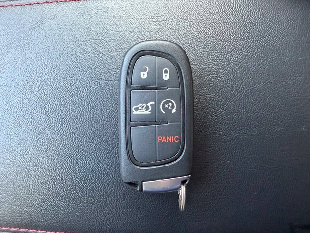 Used 2023 Jeep Cherokee Trailhawk w/ Sun & Sound Group AWD/4WD image 28