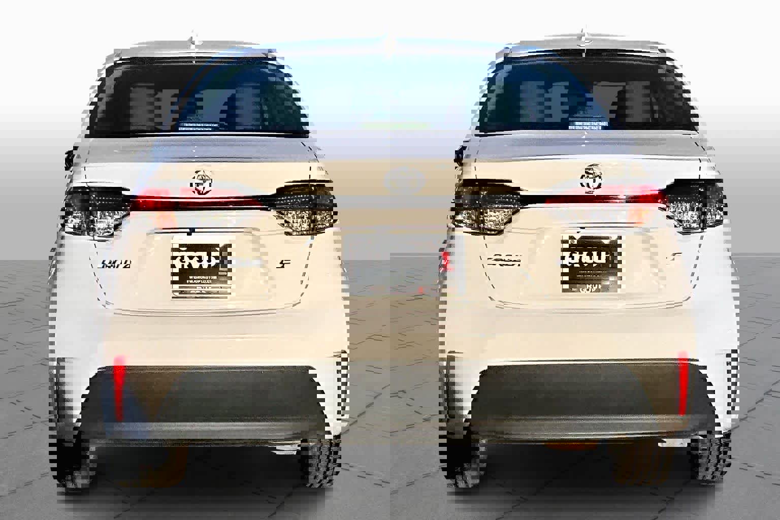 Used 2024 Toyota Corolla LE image 5