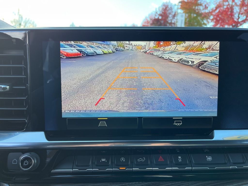 Used 2025 Chevrolet Silverado 1500 LT image 18