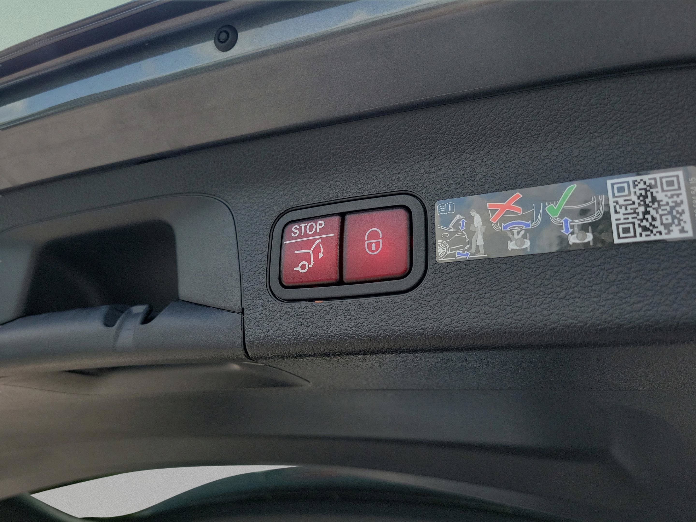 Certified 2026 Mercedes-Benz GLS 450 4MATIC image 6