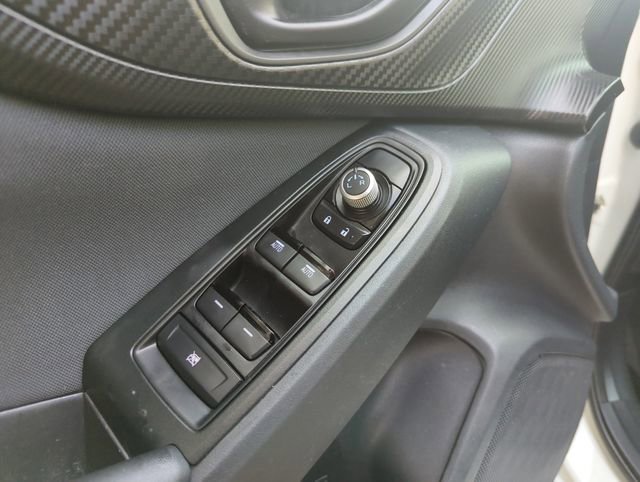 Used 2021 Subaru Crosstrek 2.0i Premium w/ Moonroof Package image 15