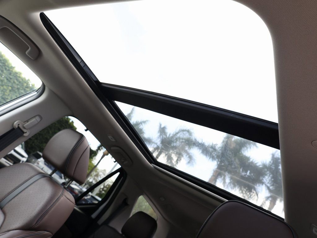 Used 2023 Honda Pilot Elite image 17