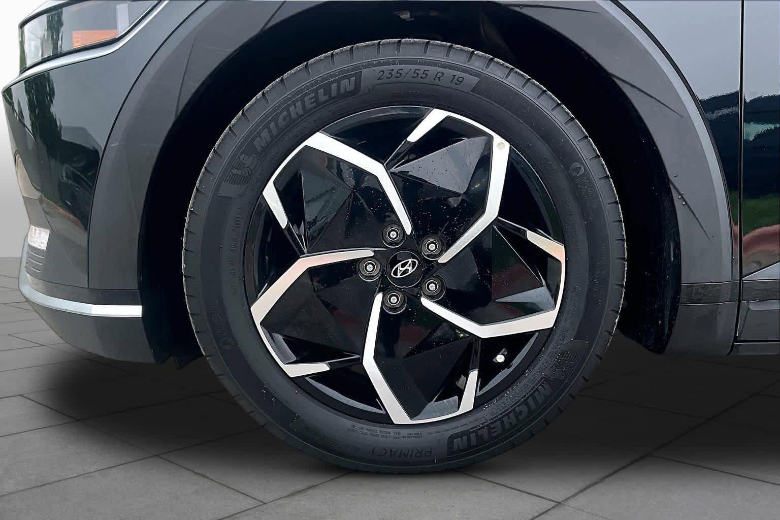 Used 2024 Hyundai Ioniq 5 SE RWD image 10