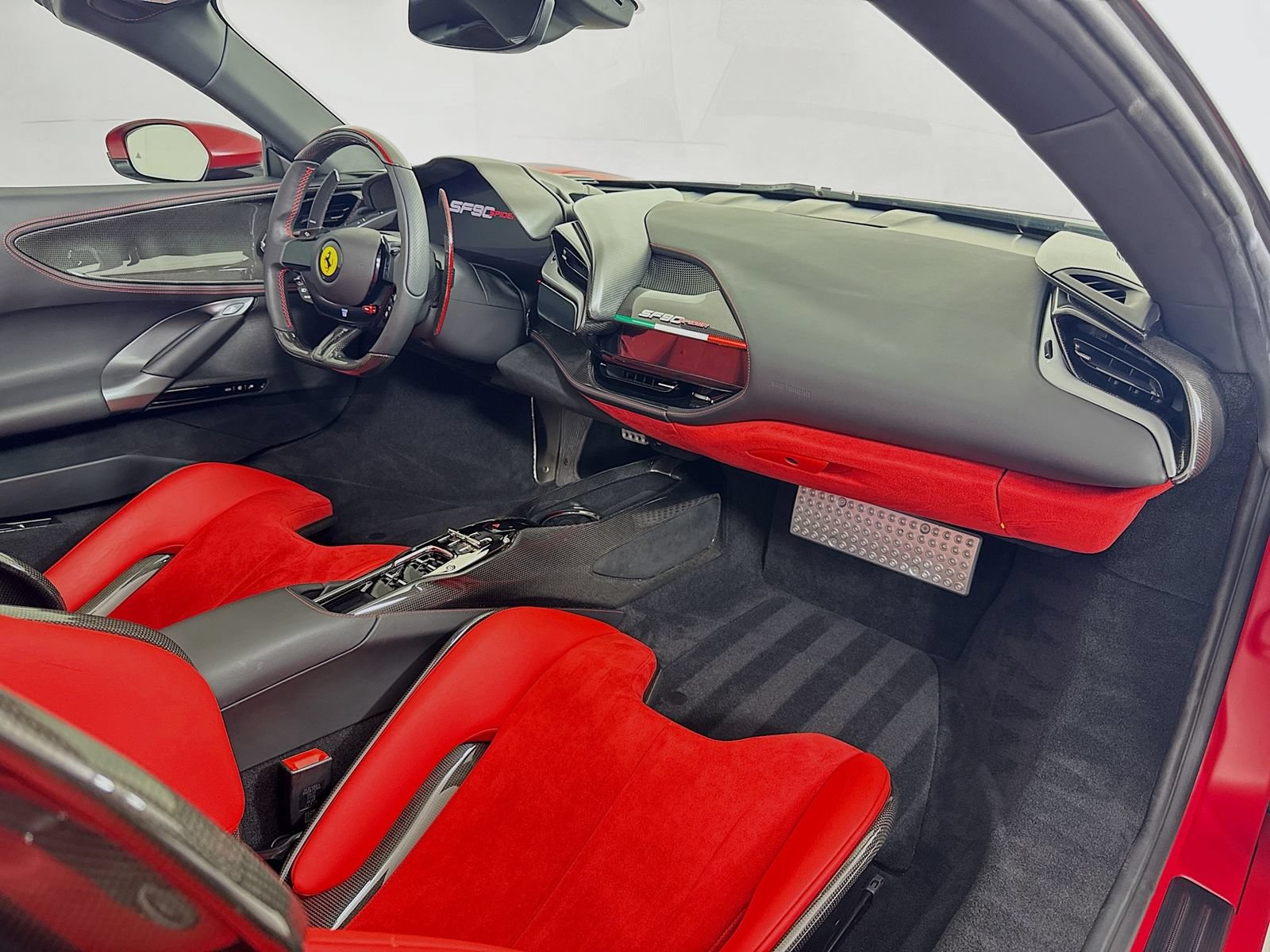 Used 2023 Ferrari SF90 Spider AWD/4WD image 23